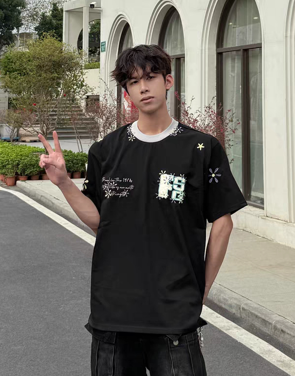 Focus Storm American Vintage Contrast Floral Letter Embroidered Cool-Touch Short-Sleeve T-Shirt Unisex Loose Casual Couple Top 91095# zx - Focus Storm